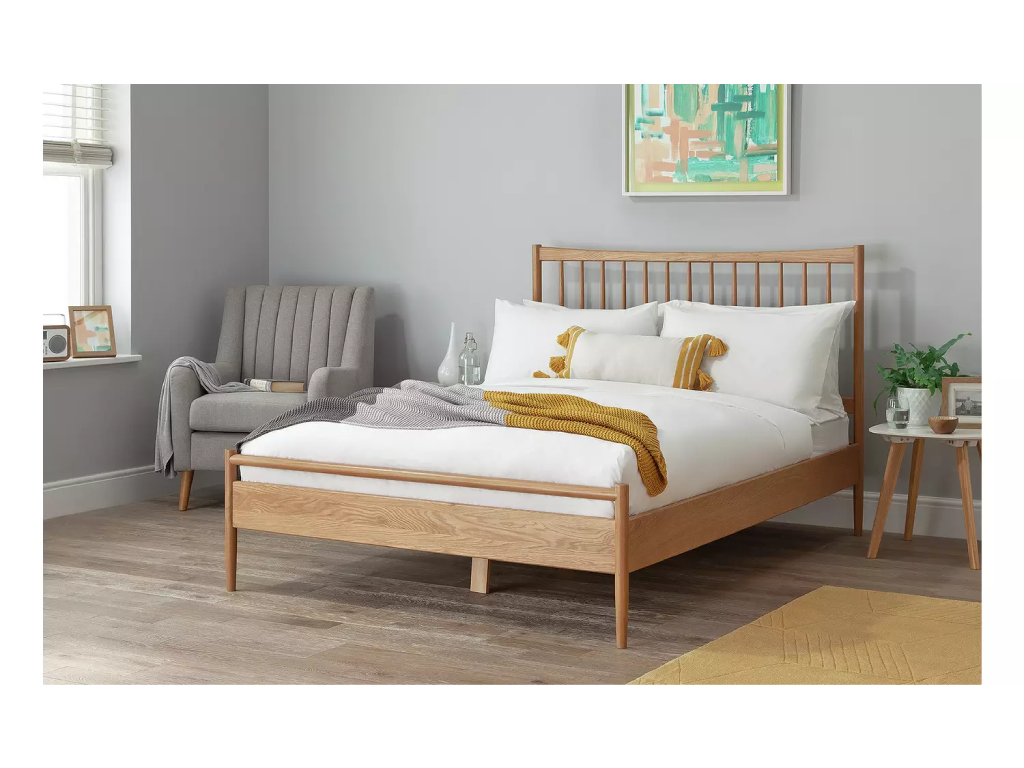 Habitat Chiltern Spindle Kingsize Wooden Bed Frame - Oak (B-GRADE)