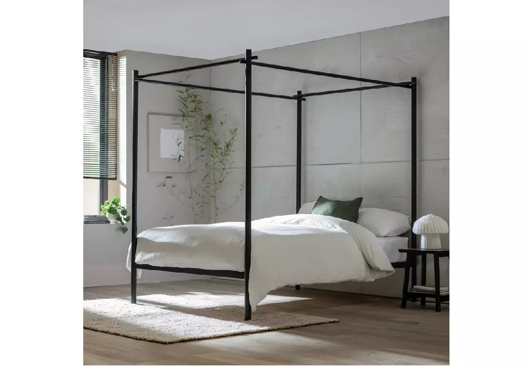 Habitat Akari 4 Poster Double Metal Bed Frame - Black (B-GRADE)